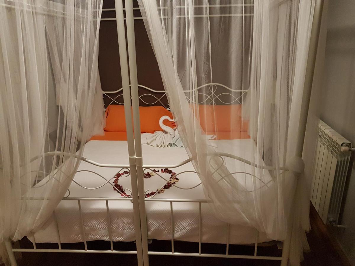奥维耶多 El Calero旅馆 外观 照片